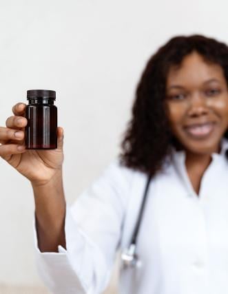 Alomed facilite l’accès aux médicaments pour les malades chroniques