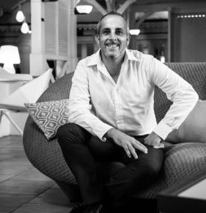 “Simplifier l’hébergement des sites de mes clients” par Aurélien Croüs